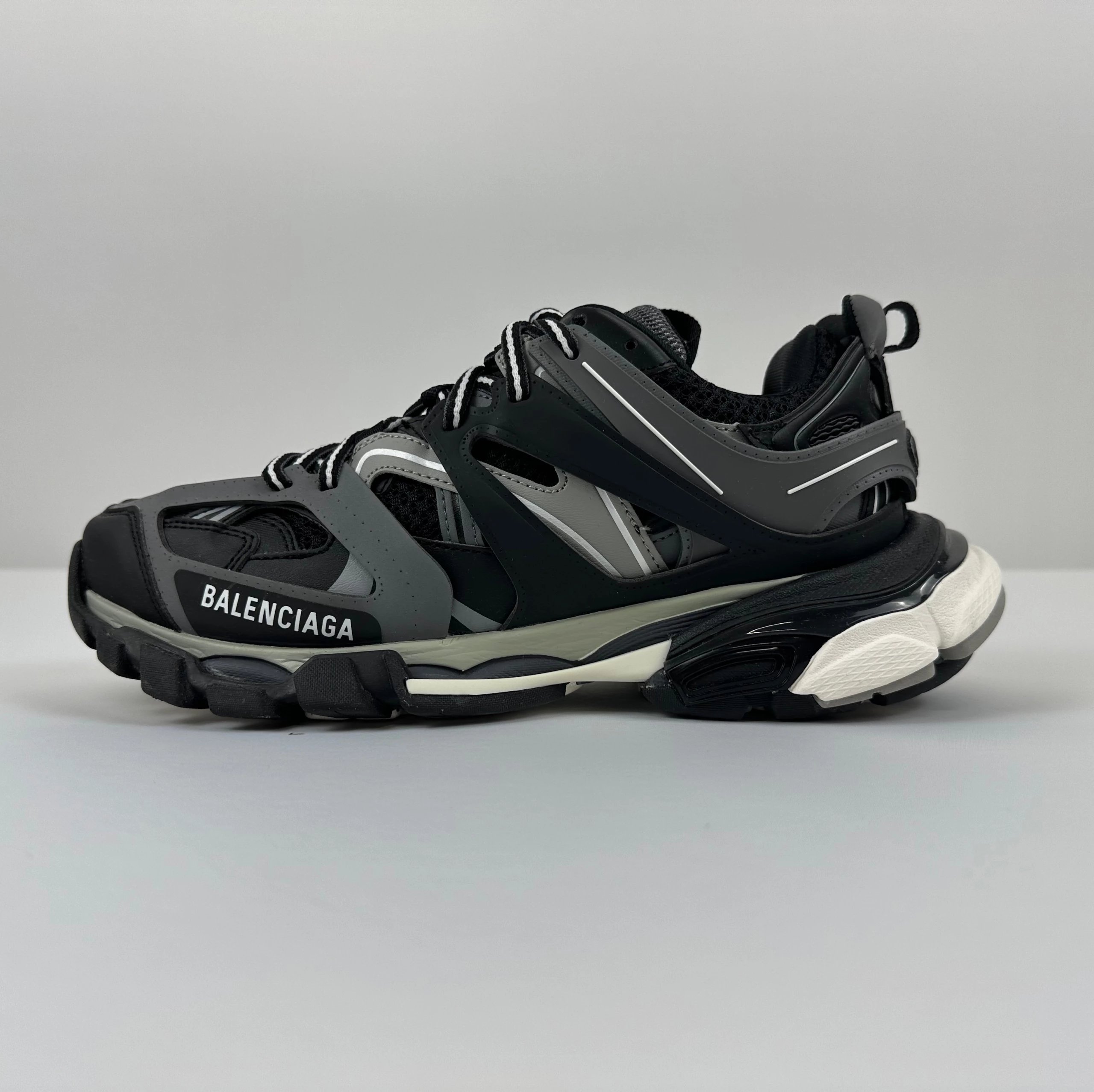 Balenciaga Sneakers Track 3.0 — Black and gray