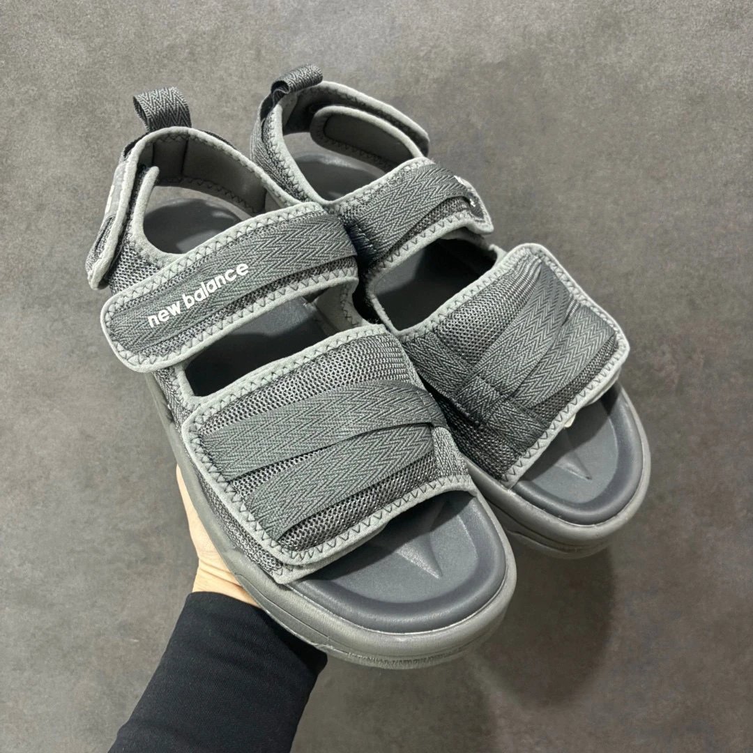 New Balance Sandals SD 3205 adjustable hook-and-loop strap — Dark gray