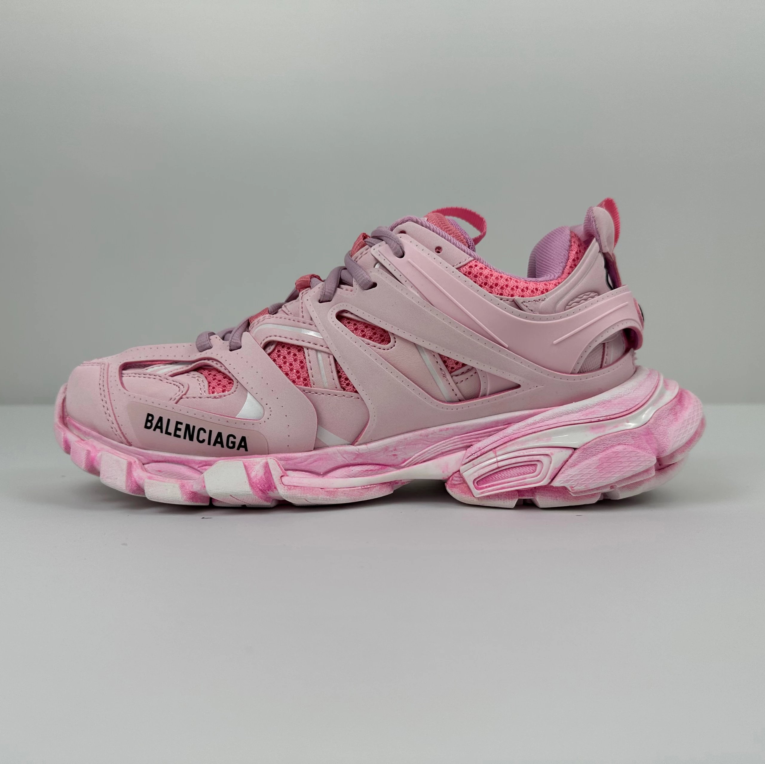 Balenciaga Sneakers Track 3.0 — Light red distressed