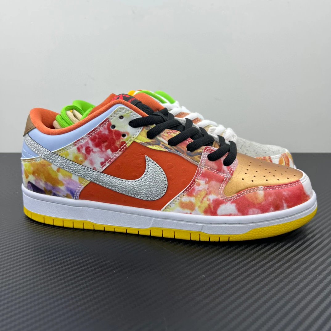 Nike Sneakers Dunk Low — The God of Food