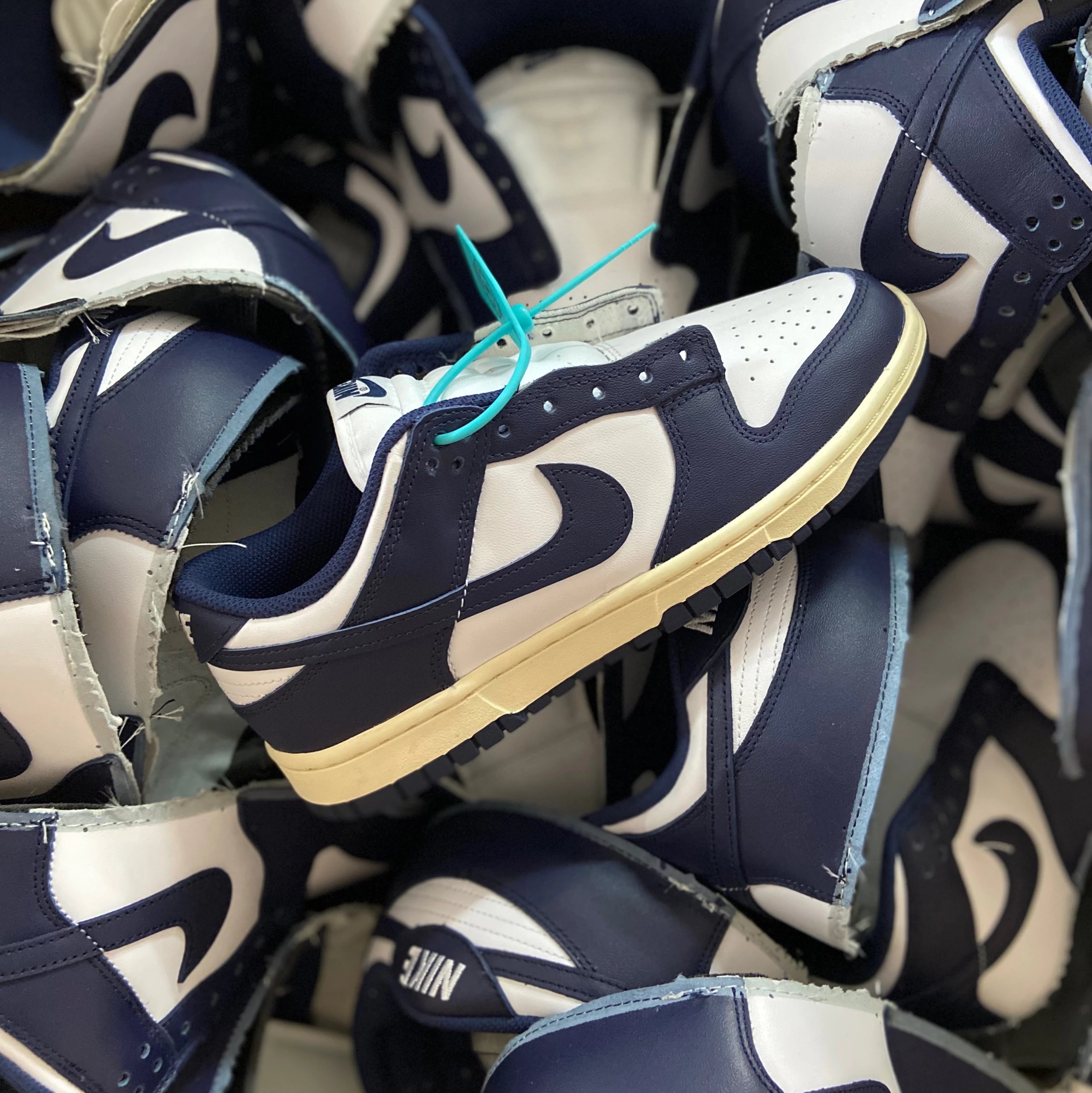 DD1503-115 vintage navy blue
