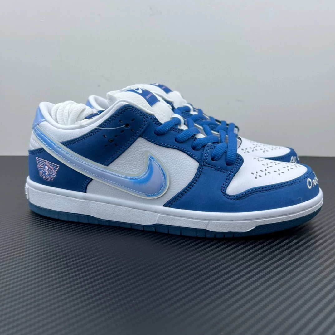 Nike Sneakers SB Dunk Low — Born x Baised x Dunk SB Blue and white