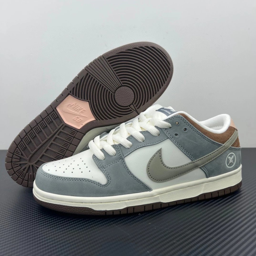 Nike Sneakers Dunk Low — Yuto Horigome x Dunk Feather Gray and White