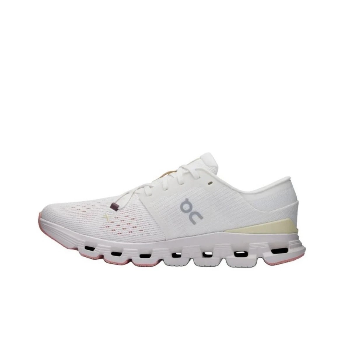 On Sneakers Cloud X 4 — Ivory white