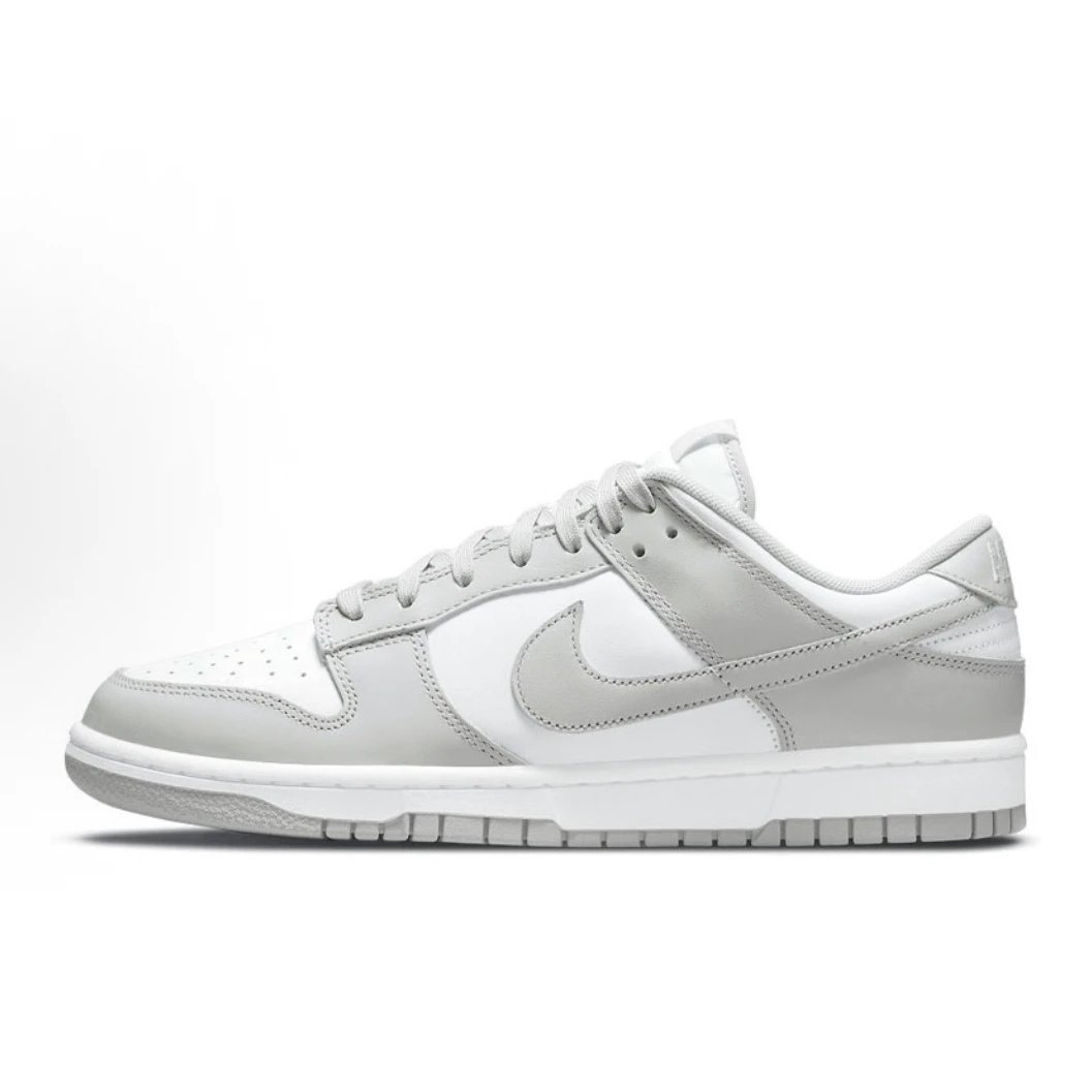 Nike Sneakers SB Dunk Low — Grayish white