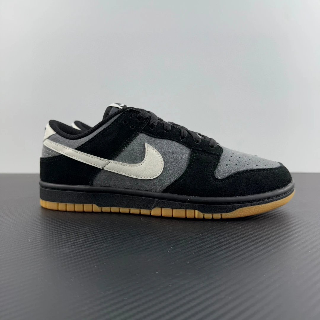 Nike Sneakers Dunk Low — Black HQ1931-001