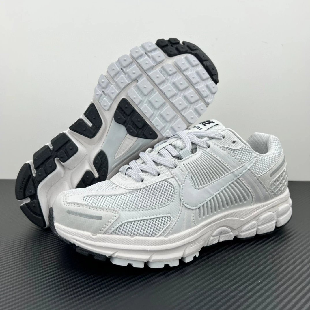Nike Sneakers Air Zoom Vomero 5 — BV1358-001 Gray