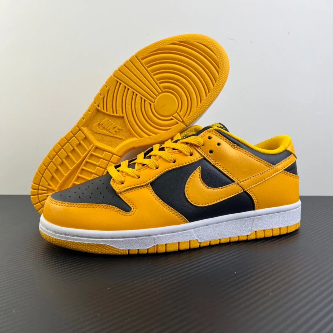 Nike Sneakers Dunk Low — DD1391-004 black yellow