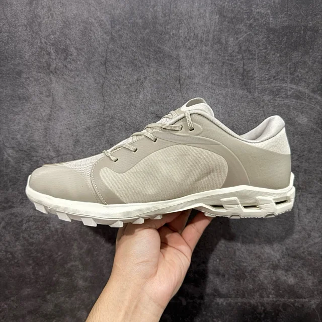 On Sneakers Cloudventure Peak product detail image 11