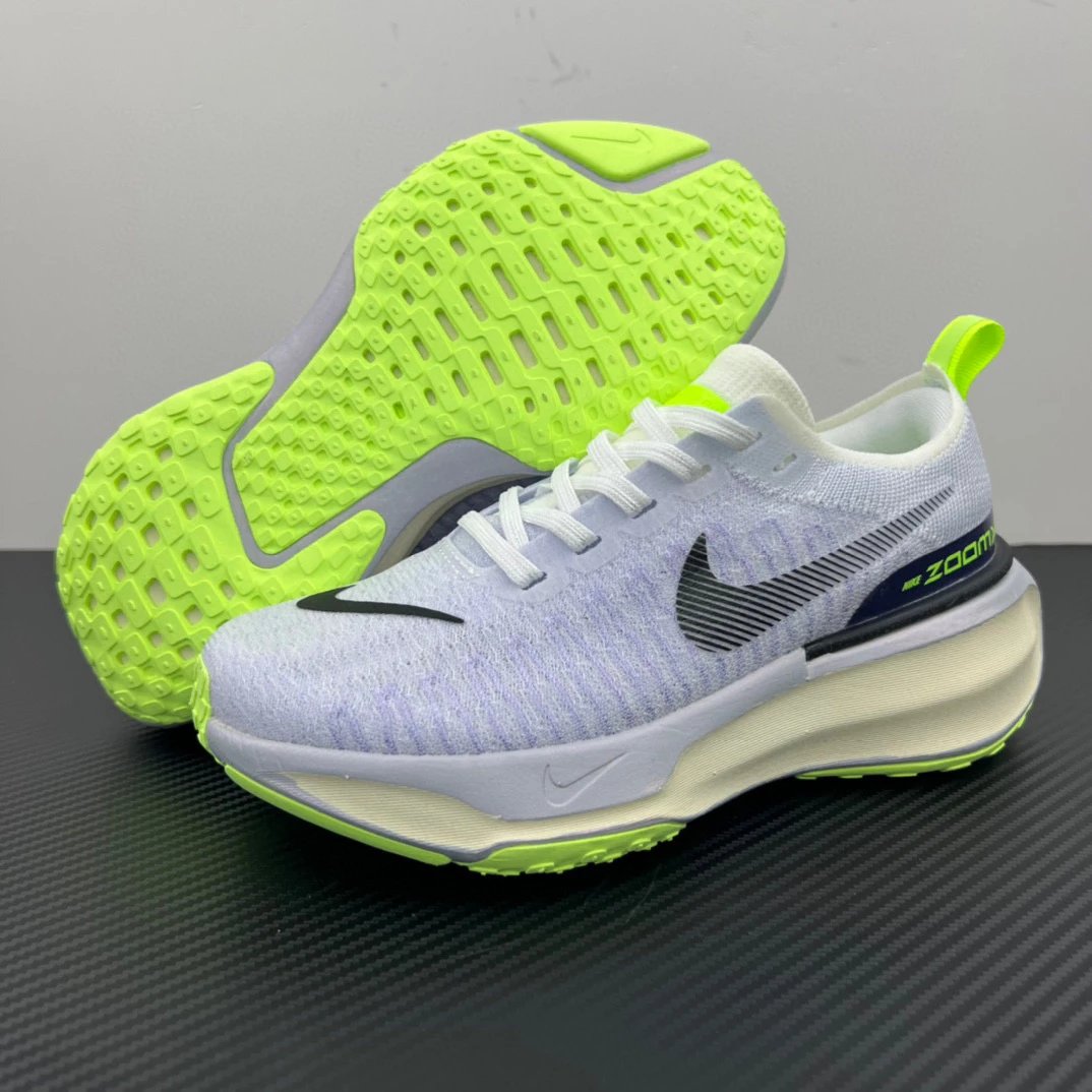 Nike Sneakers ZoomX Invincible Run Flyknit 3 — Blue and white