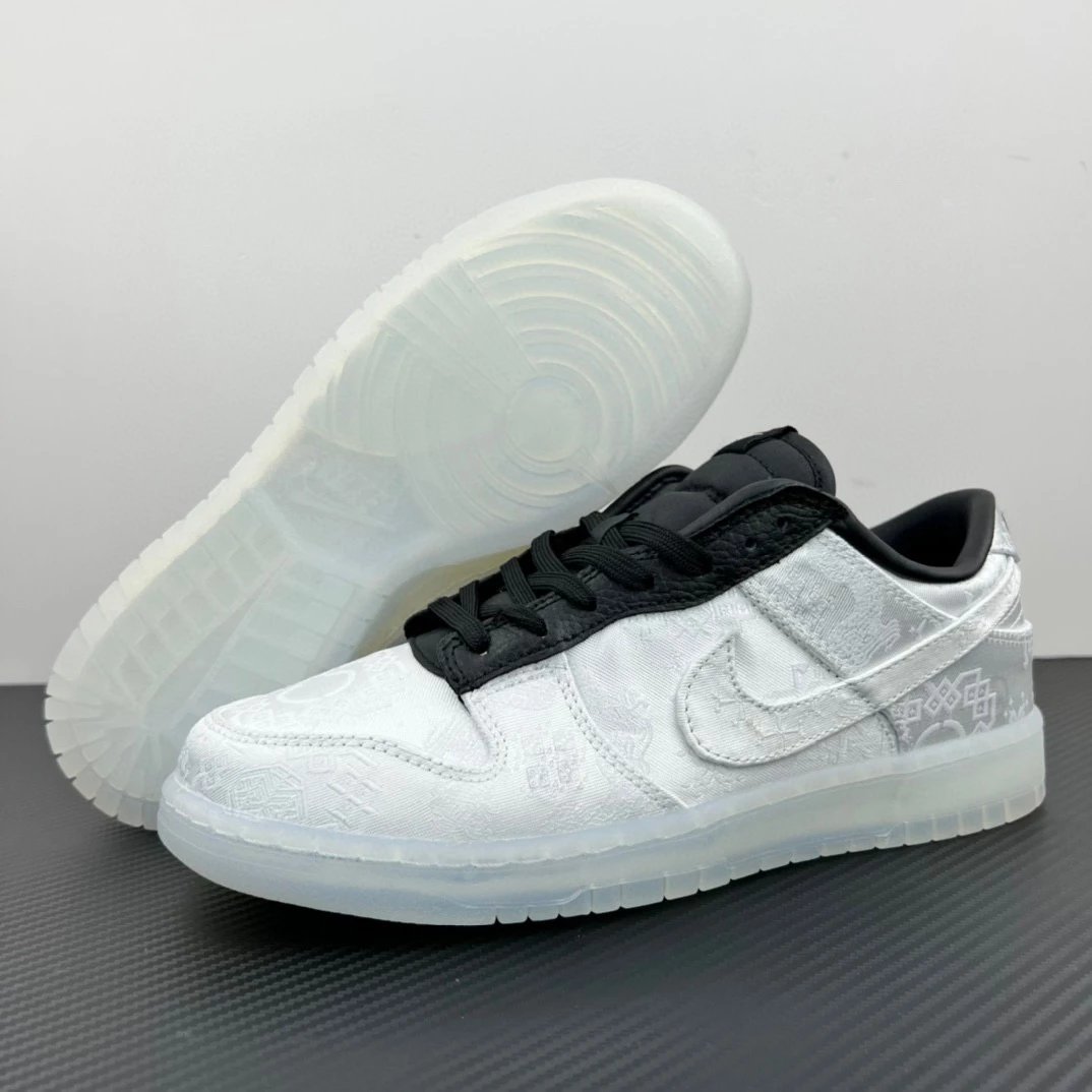 Nike Sneakers Dunk Low — Dunk White Silk