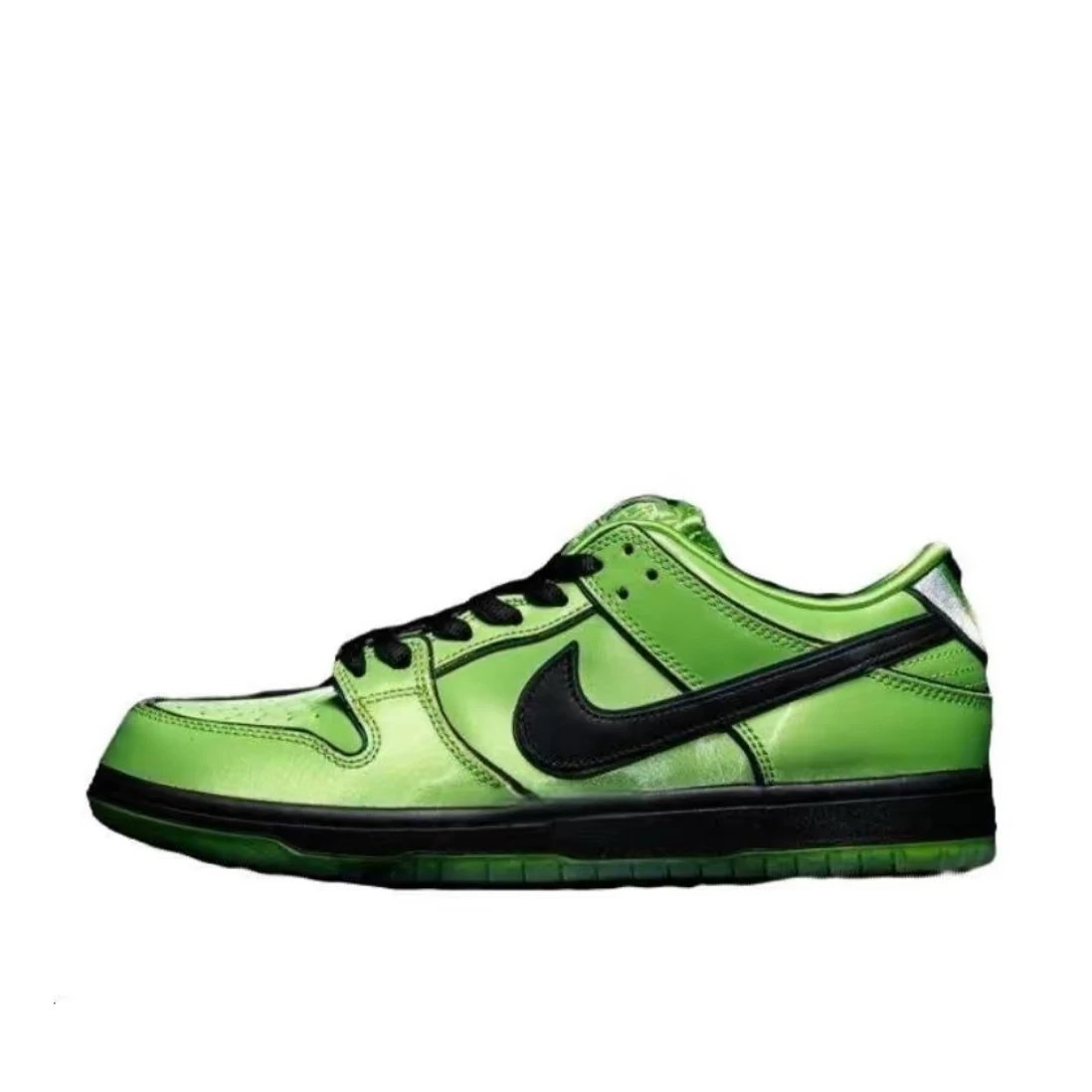 Nike Sneakers SB Dunk Low — The Powerpuff Girls x Dunk The Powerpuff Girls Green