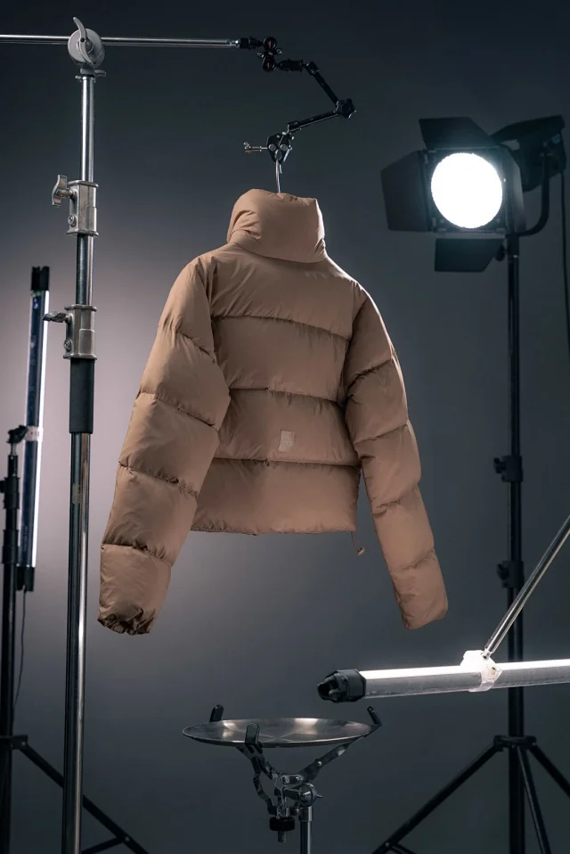 Unbranded Down Jackets Cropped stand-collar quilted puffer jacket product detail image 23