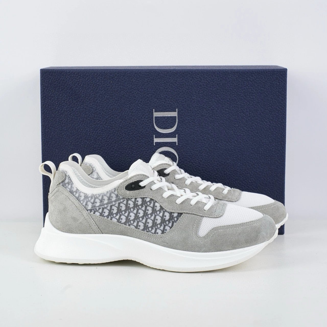 Dior Sneakers B25 — turnover ash