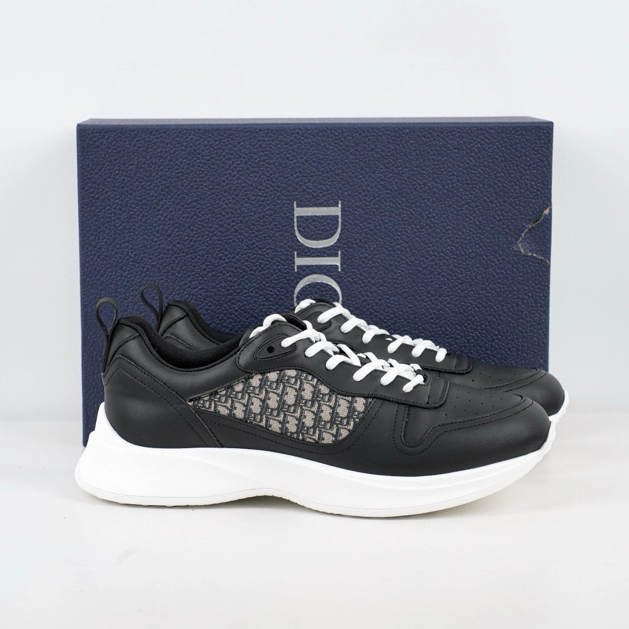 Dior Sneakers B25 — Black skin