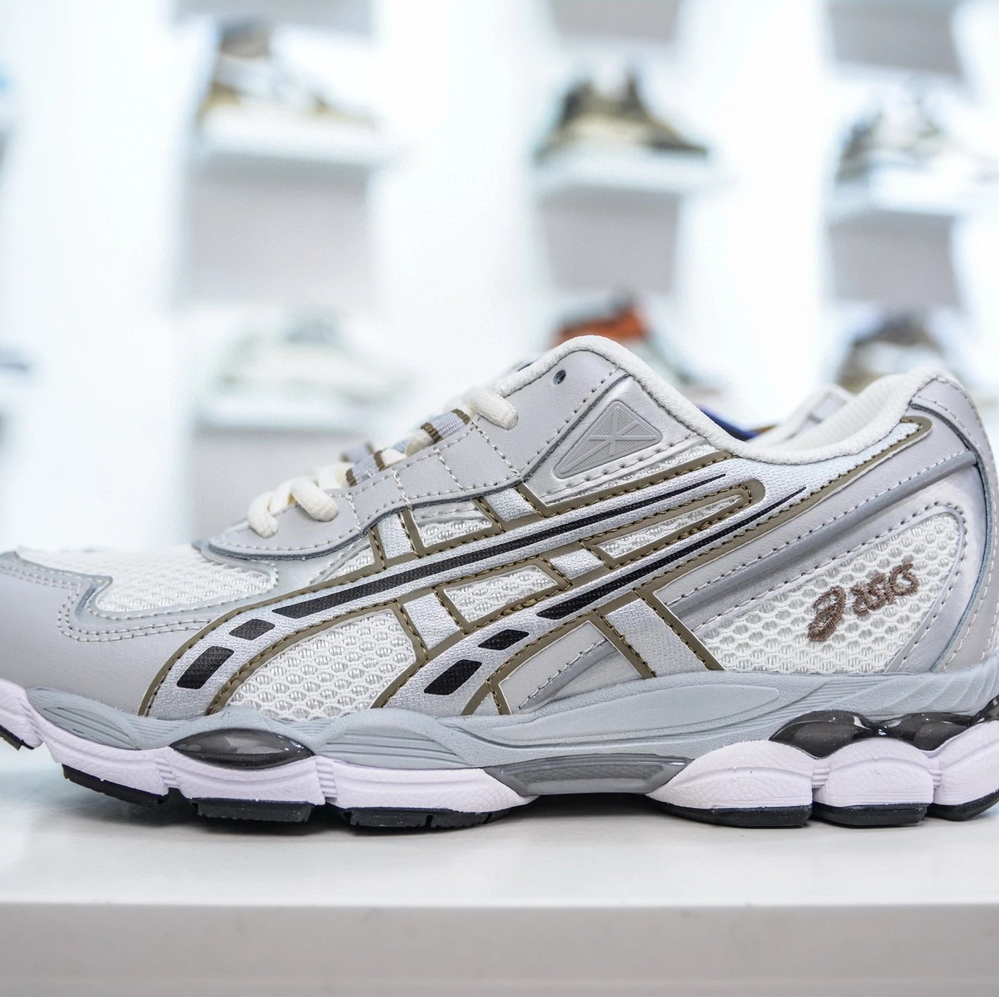 ASICS Sneakers GEL-NYC — Beige