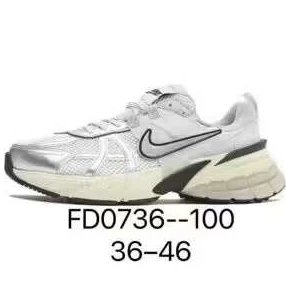 Nike Sneakers V2K Run — FD0736-100
