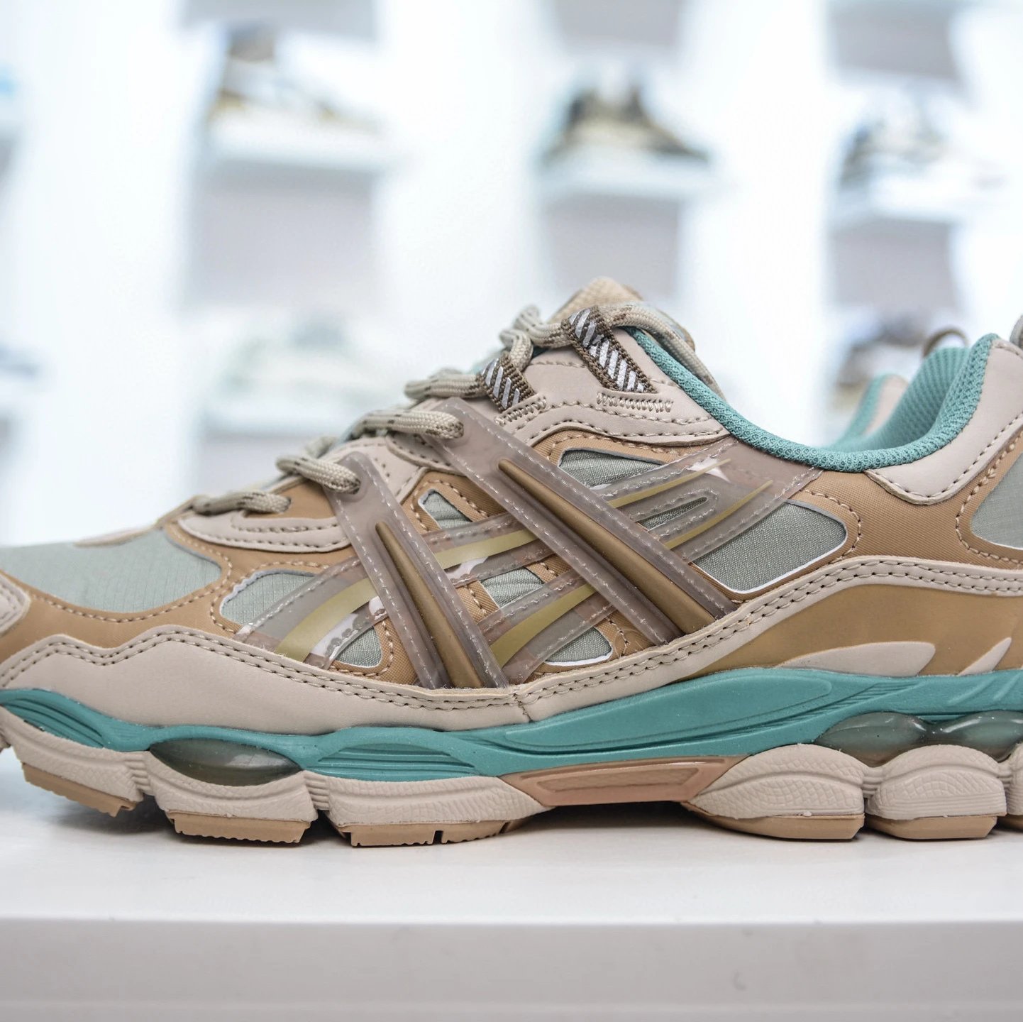 ASICS Sneakers GEL-NYC — Brown-green