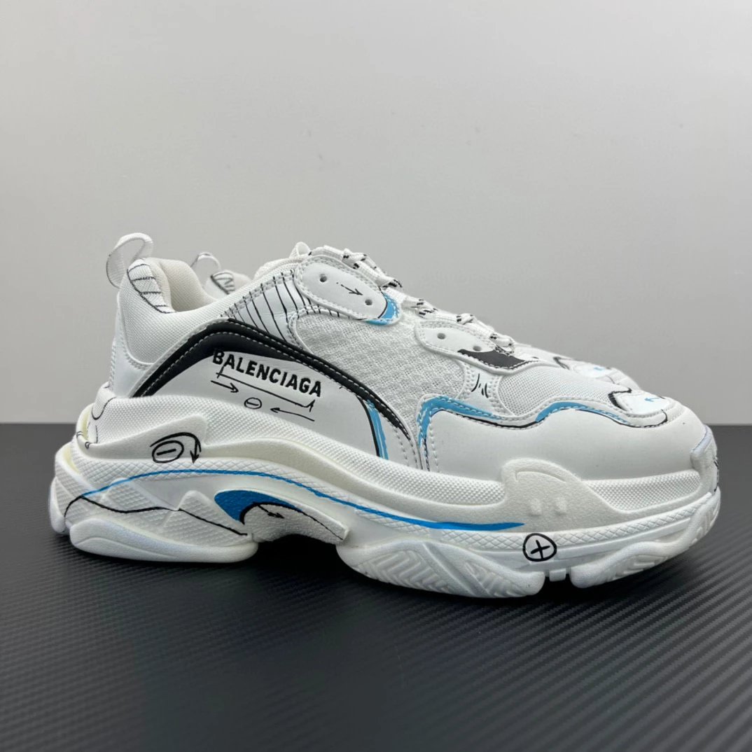 Balenciaga Sneakers Triple S Graffiti — White graffiti(9014)