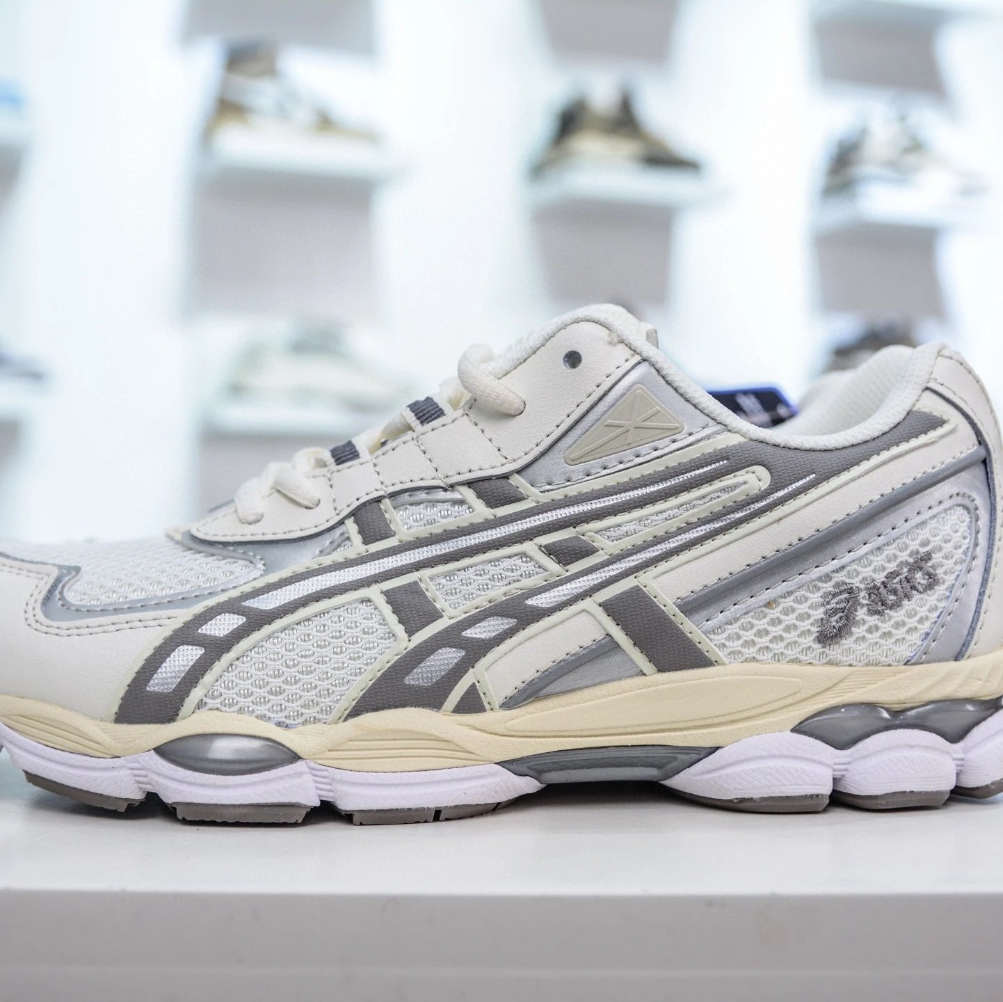 ASICS Sneakers GEL-NYC — Rice gray