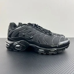 thumbnail for NK Air Max Plus TN low-top running shoes