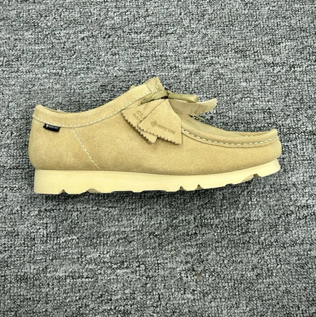 Clarks Casual Shoes Wallabee GTX Lace-Up Moccasin — Sand color