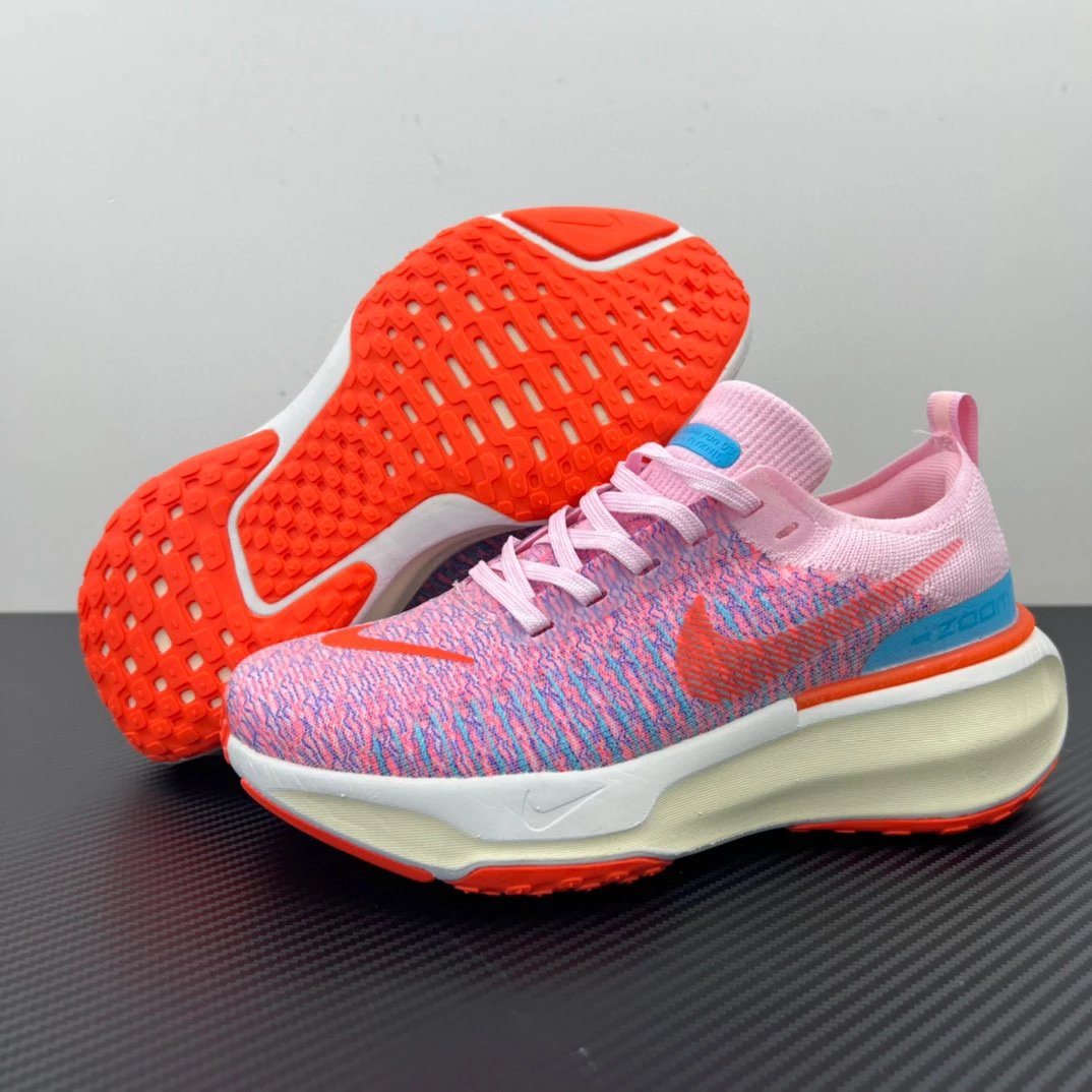 Nike Sneakers ZoomX Invincible Run Flyknit 3 — Pink