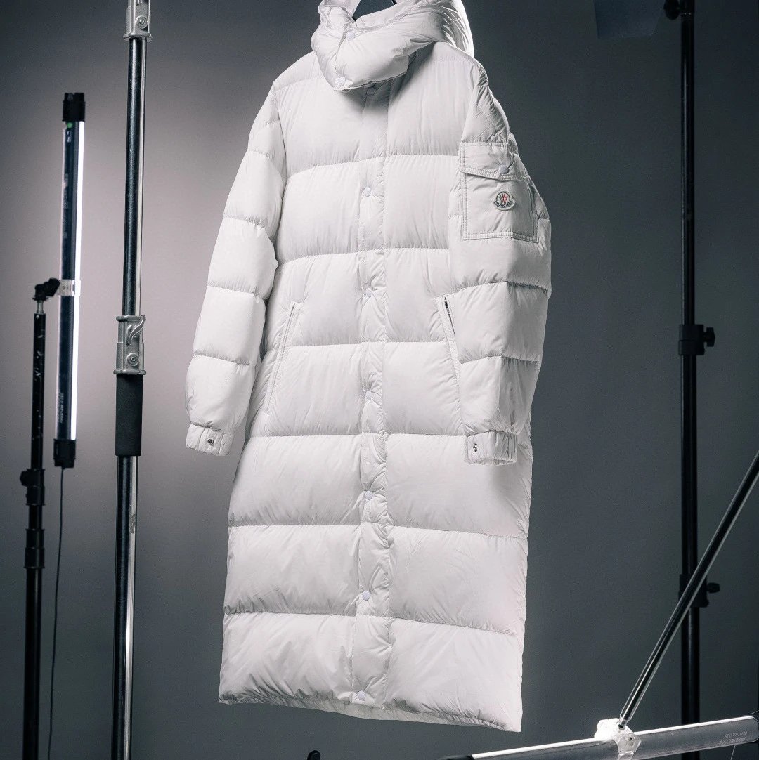 Moncler Long hooded quilted down jacket — white