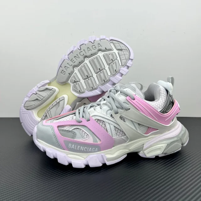 Balenciaga Sneakers Track 3.0 product detail image 3