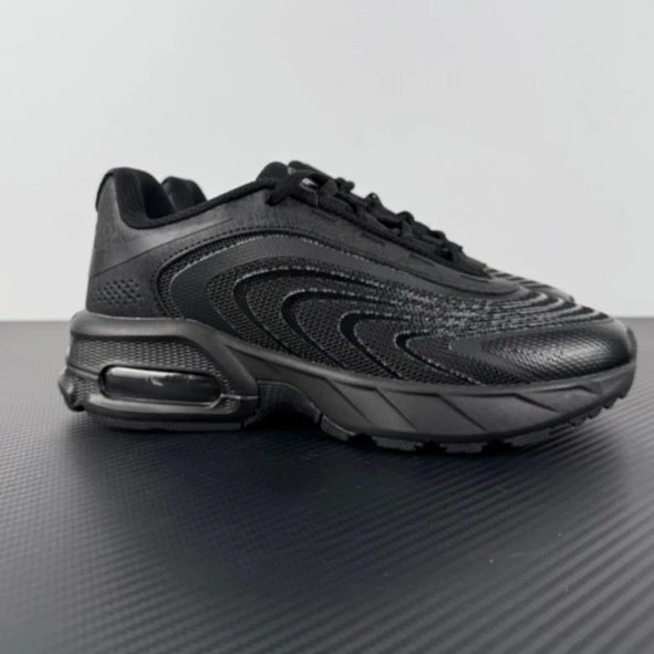 Nike Sneakers Air Max Fire — IF 2621-103 All black