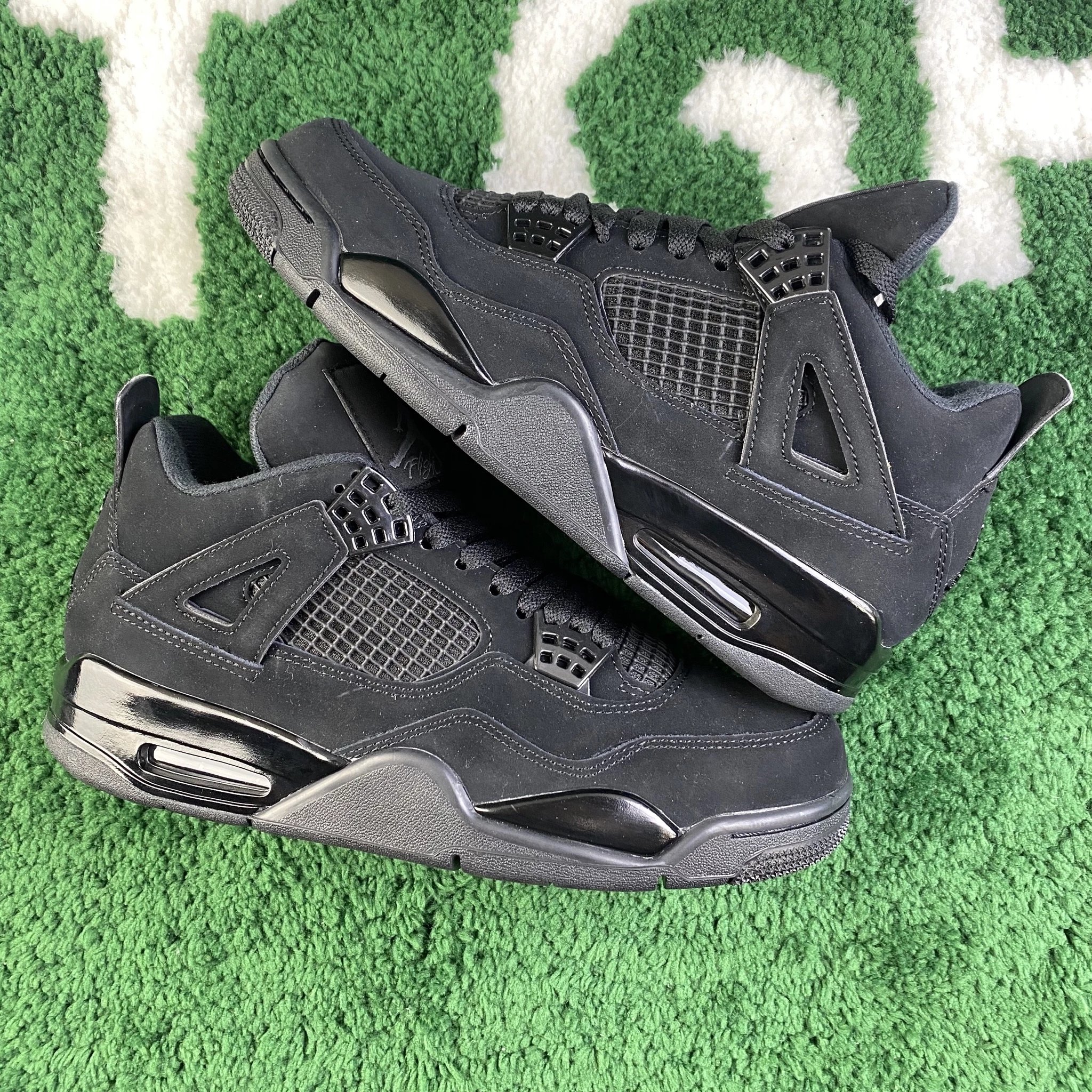 Air Jordan 4 Black Cat