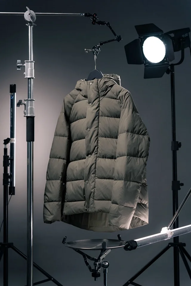 Unbranded Down Jackets Hooded snap-front quilted puffer jacket product detail image 3