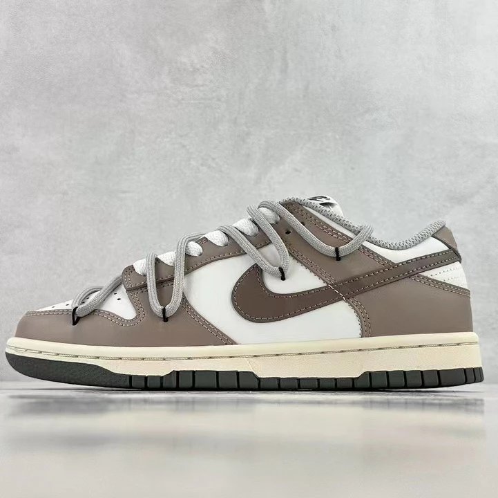Nike Sneakers Dunk Low — Cocoa Latte