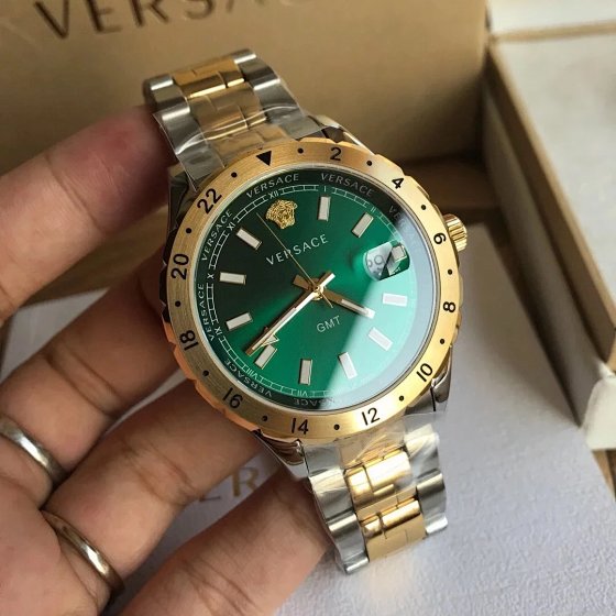 Original quality Versace counter latest V11 quartz men's watch,~42mm diameter, men's watch with GMT dual time function, sapphire glass, date frame with magnifying glass, steel strap watch, SF Express