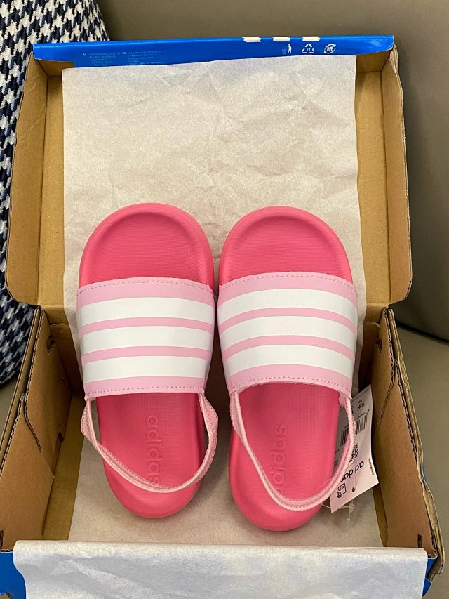 Adidas Children's Slippers Shoes: seller detail photo 14