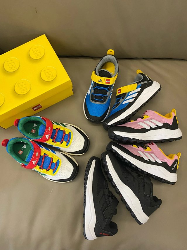 Adidas Children's Shoes: seller detail photo 4