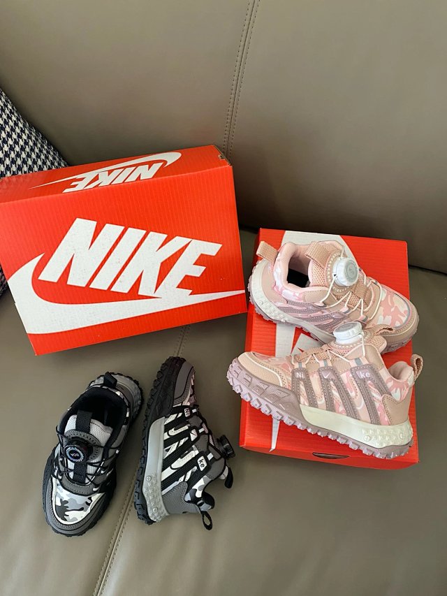 Nike children's Shoes: seller detail photo 4