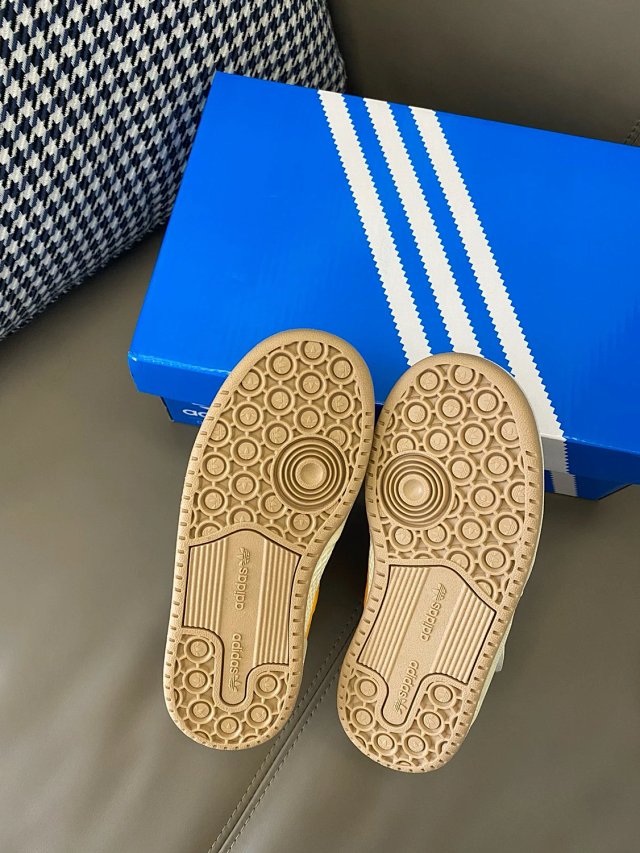 Adidas Children's Shoes: seller detail photo 10
