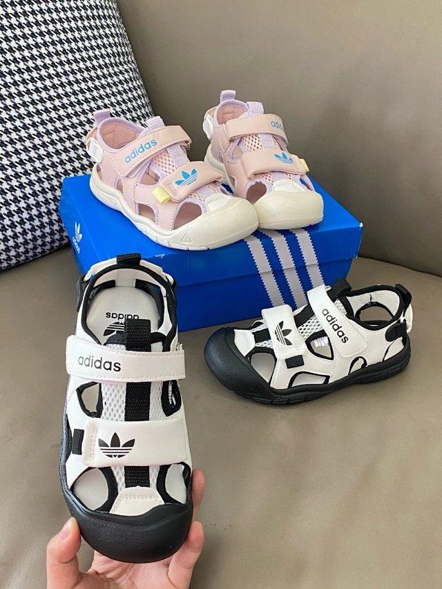 Adidas Children's Slippers Shoes: seller detail photo 5