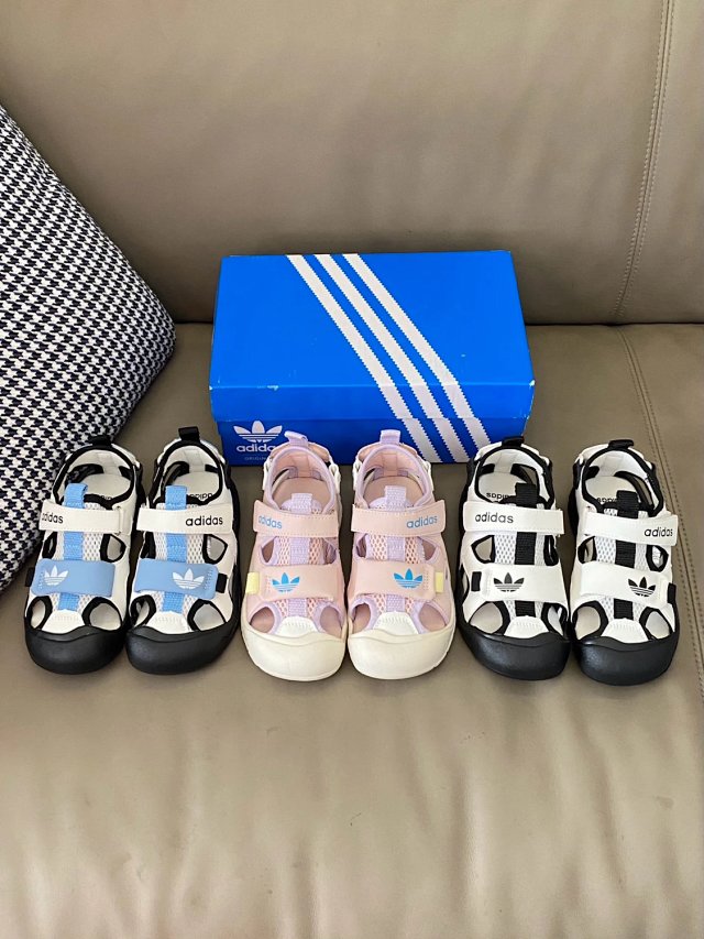 Adidas Children's Slippers Shoes: seller detail photo 9