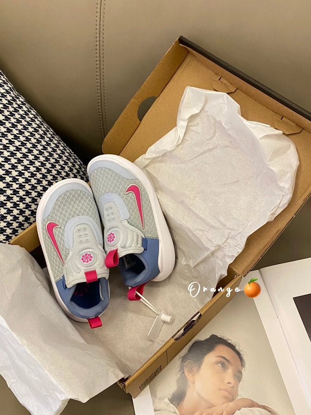 Nike children's Shoes: seller detail photo 5