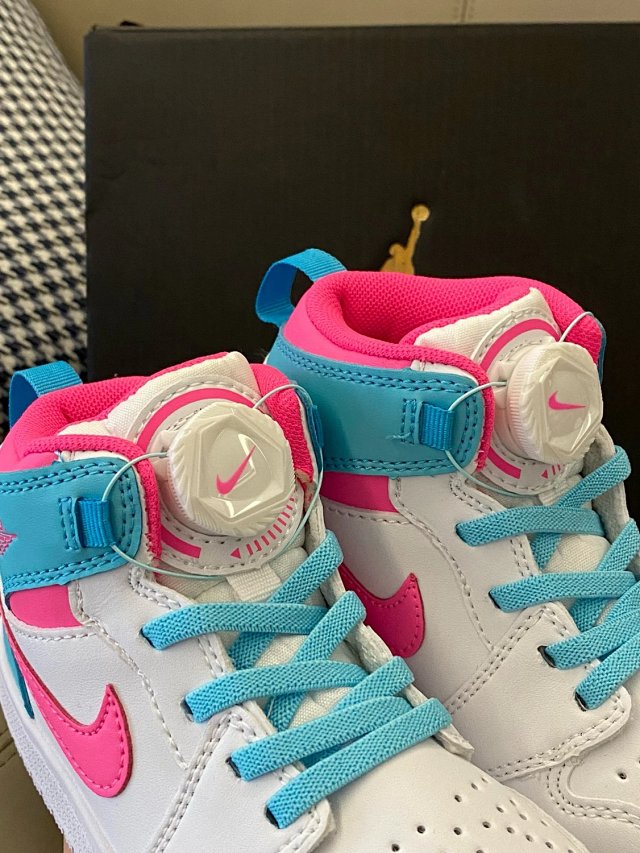 Nike Jordan1 children's Shoes: seller detail photo 8