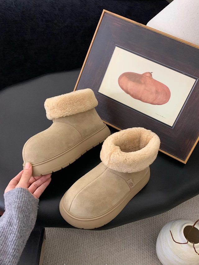 UGG Children's snow boots: seller detail photo 13