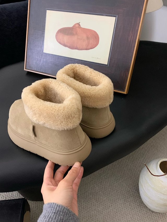 UGG Children's snow boots: seller detail photo 14