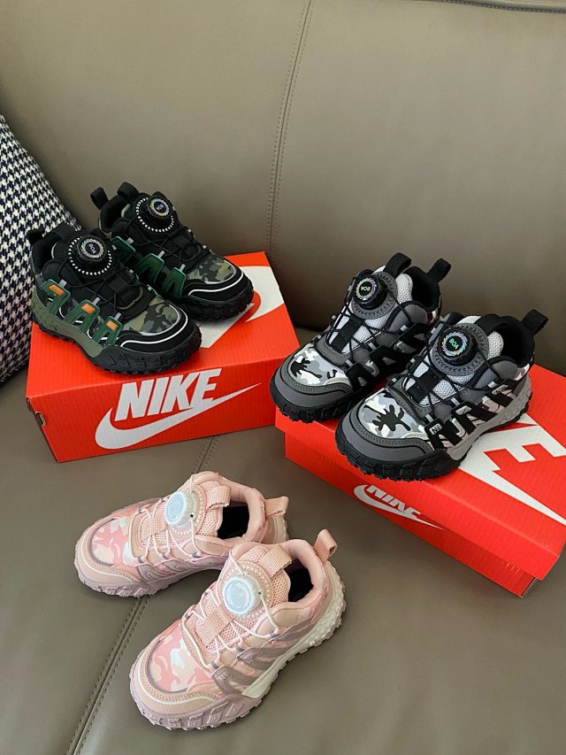 Nike children's Shoes: seller detail photo 3