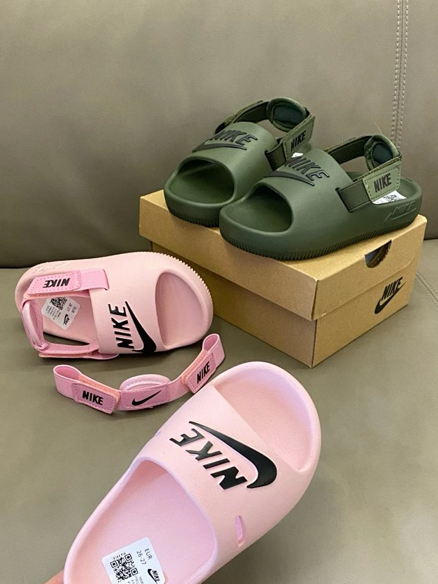 Nike children’s Slippers Shoes: seller detail photo 12