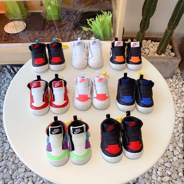 Nike Jordan children's Shoes: seller detail photo 5