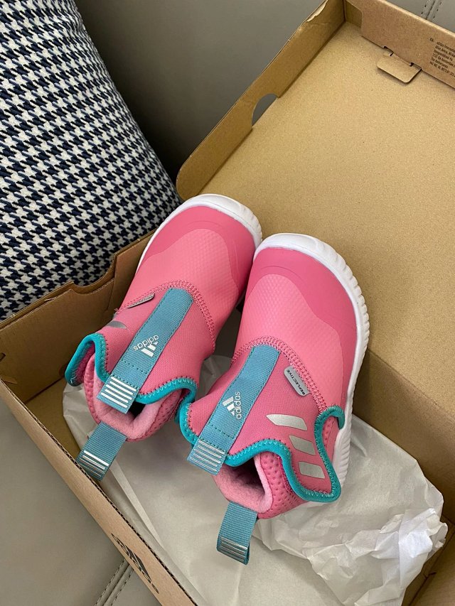 Adidas Children's Shoes: seller detail photo 8