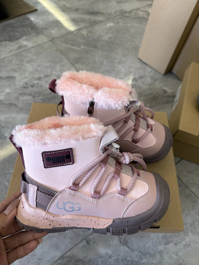UGG Children's snow boots: seller detail photo 6