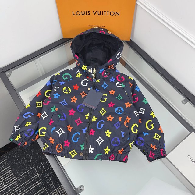 LV Louis Vuitton Children's Hoodie: seller detail photo 9